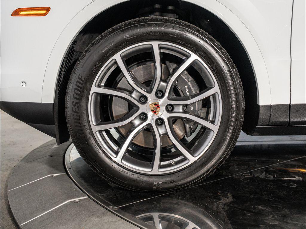 used 2025 Porsche Cayenne car, priced at $87,995