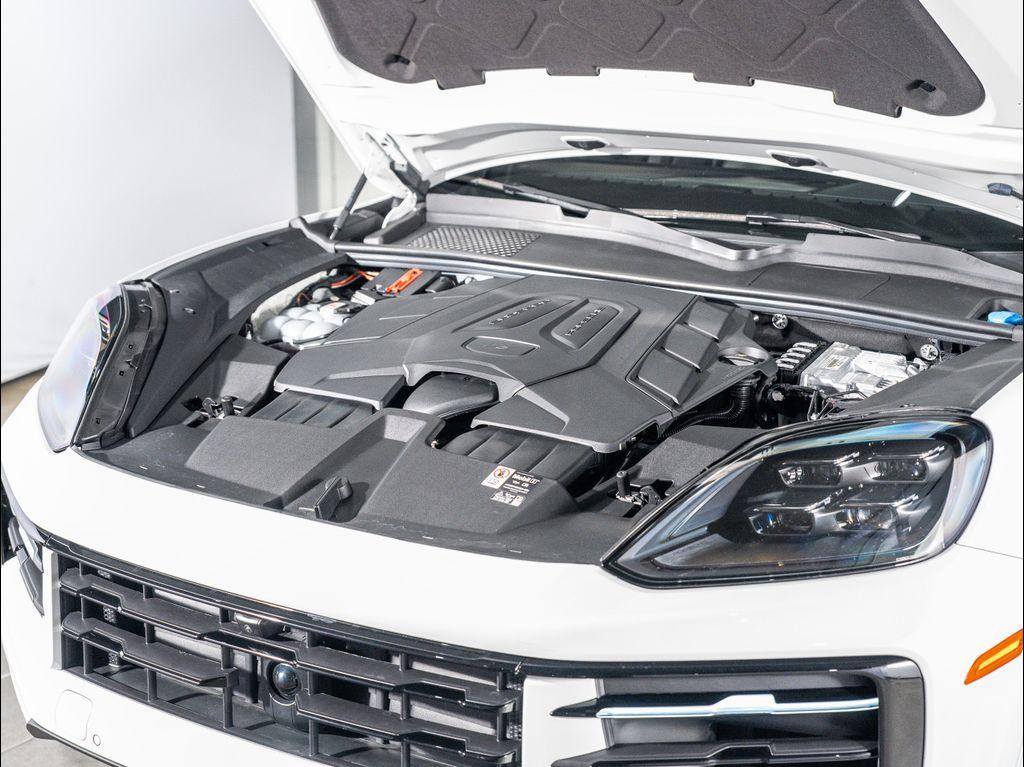 used 2025 Porsche Cayenne car, priced at $87,995