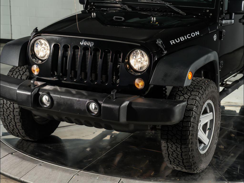 used 2015 Jeep Wrangler Unlimited car, priced at $21,995