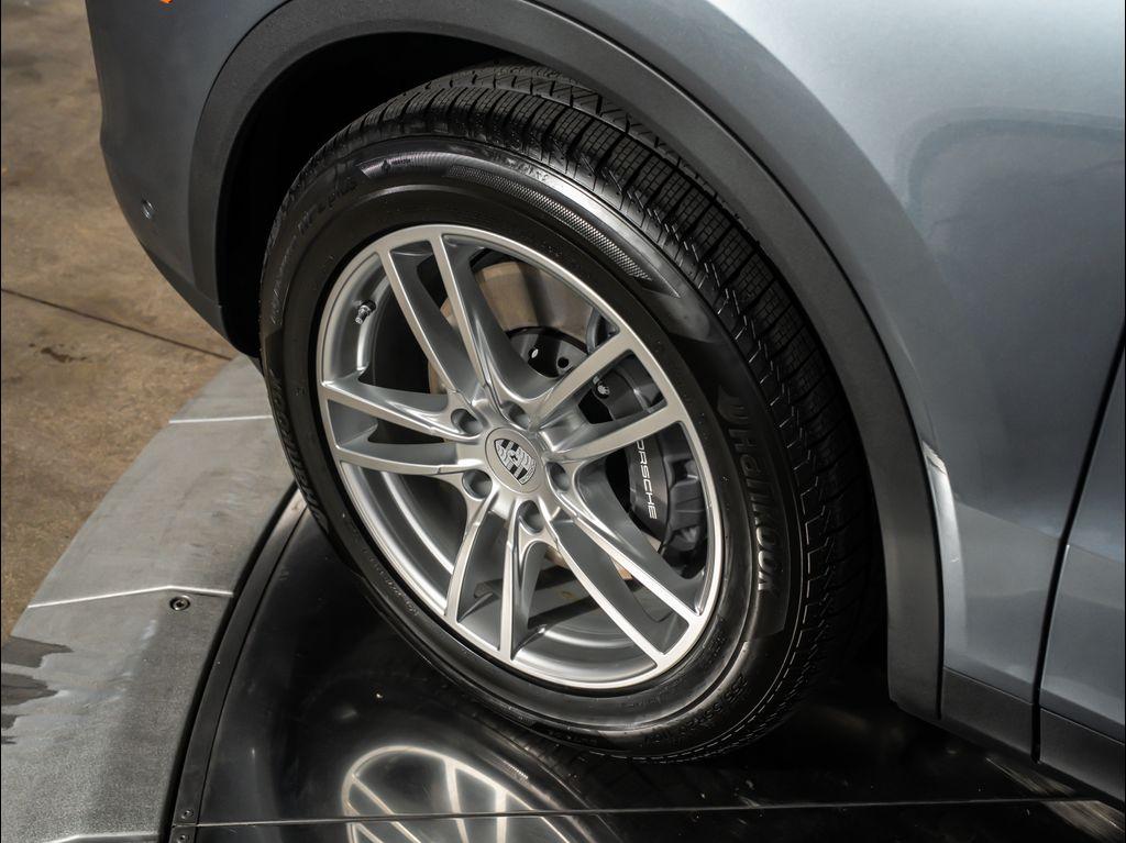 new 2026 Porsche Cayenne car, priced at $105,750