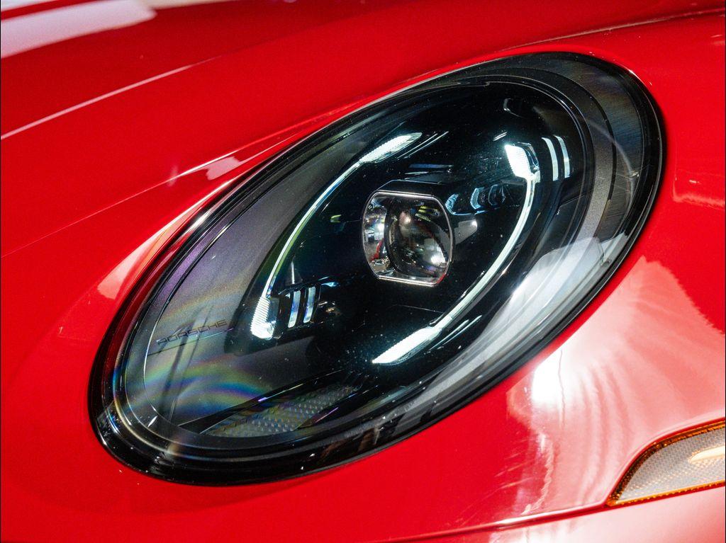 used 2025 Porsche 911 car, priced at $164,595