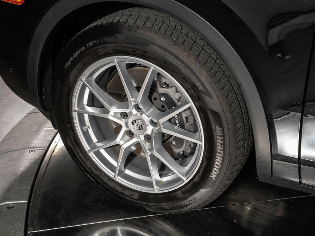 used 2025 Porsche Cayenne car, priced at $93,995