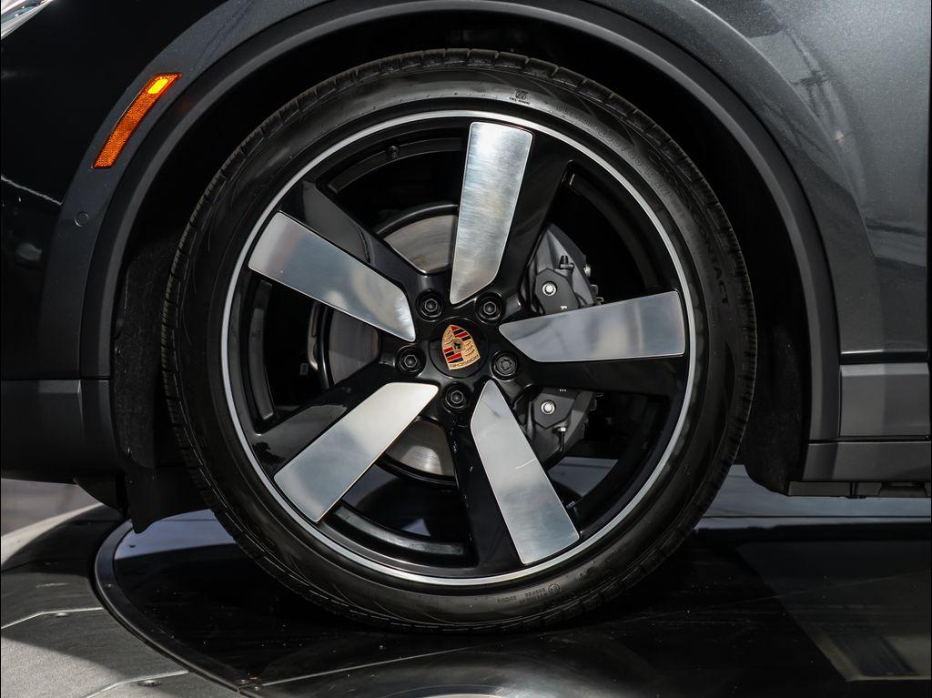 new 2025 Porsche Macan car, priced at $96,975