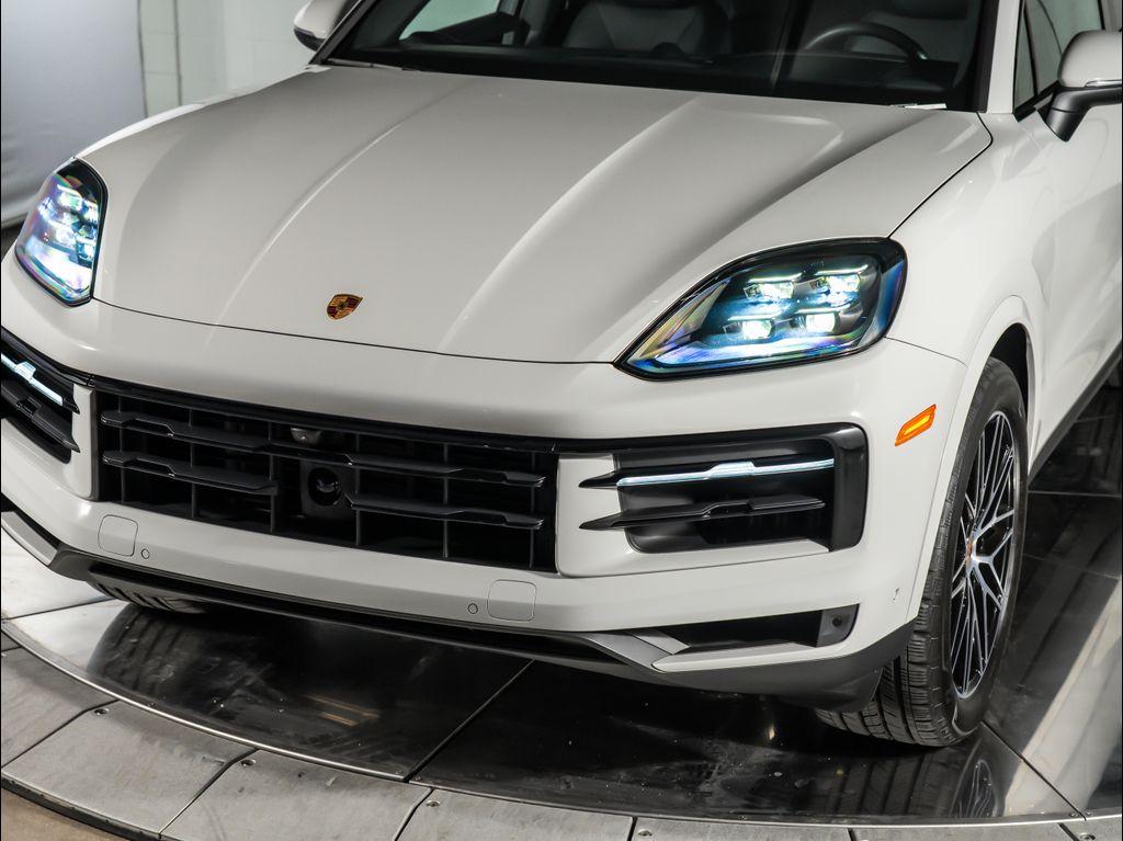 used 2025 Porsche Cayenne car, priced at $98,995