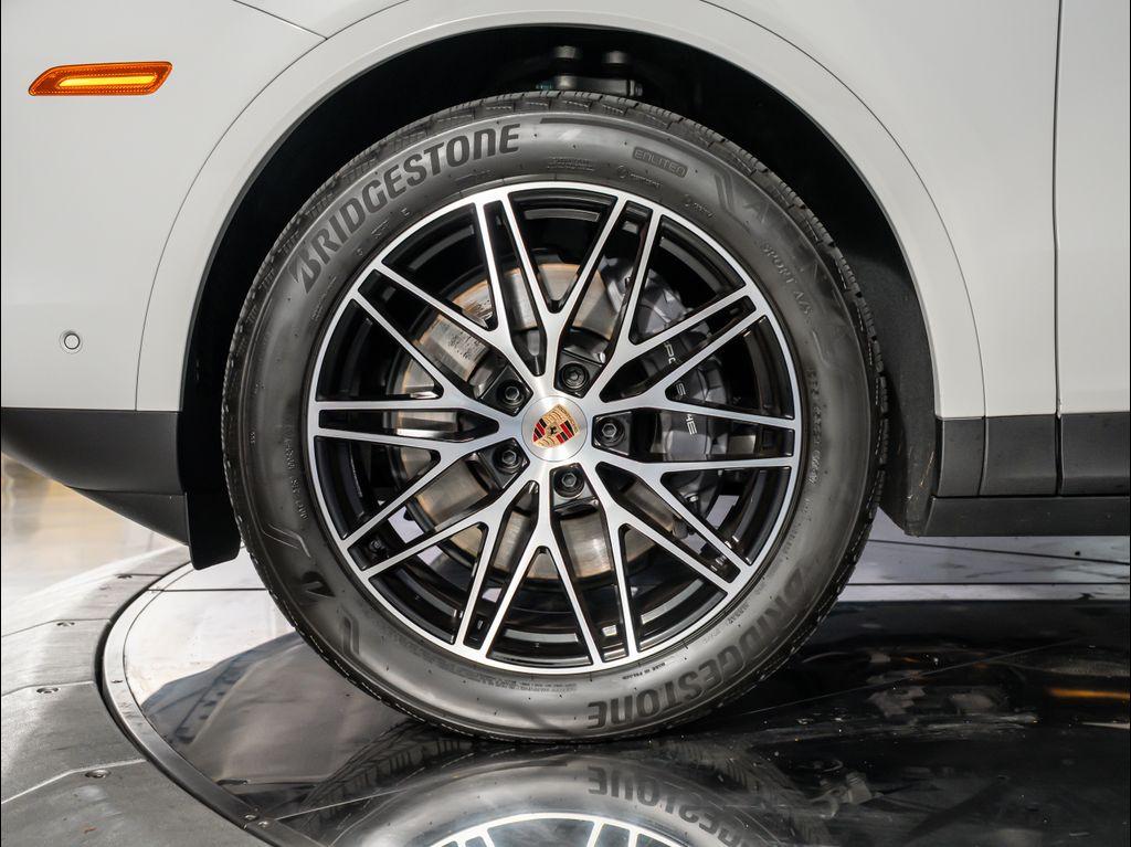 used 2025 Porsche Cayenne car, priced at $98,995