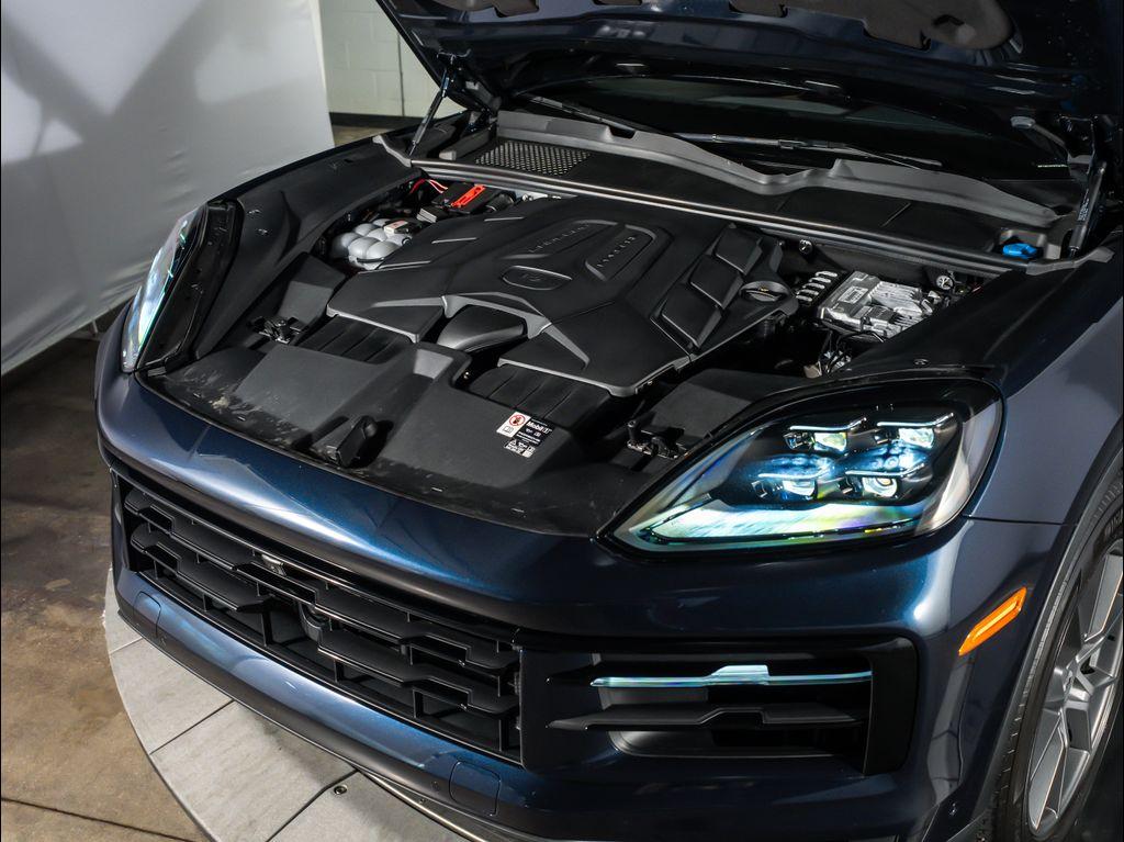 used 2026 Porsche Cayenne car, priced at $99,995