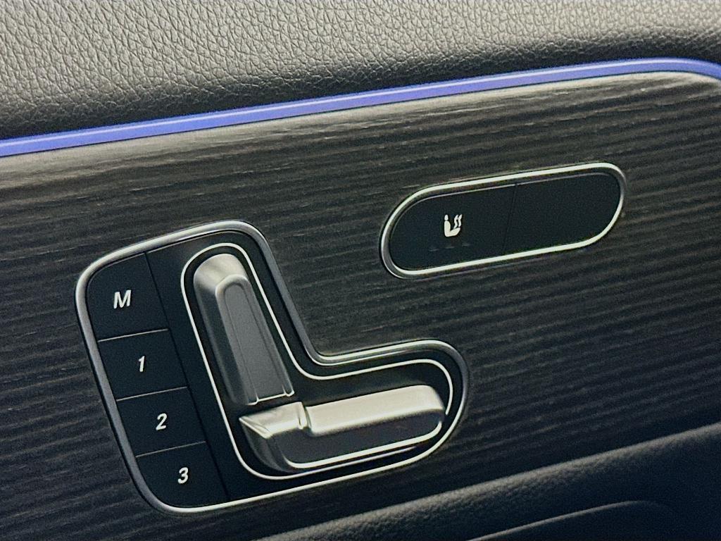 new 2026 Mercedes-Benz GLA 250 car, priced at $48,095