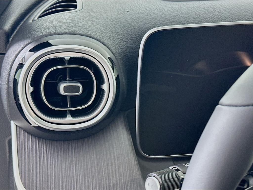 new 2026 Mercedes-Benz GLC 300 car, priced at $60,795