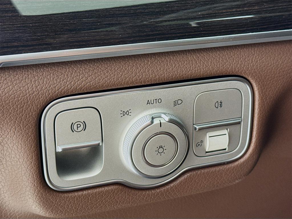 new 2026 Mercedes-Benz GLE 350 car, priced at $73,550