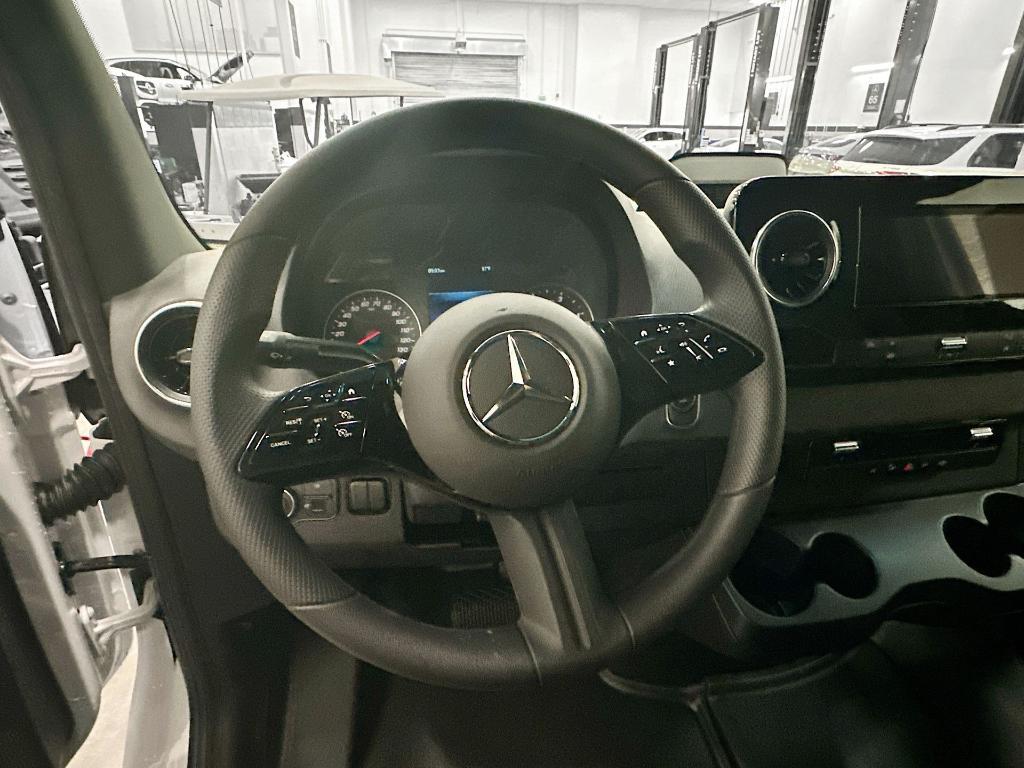 new 2026 Mercedes-Benz Sprinter 2500 car, priced at $68,441