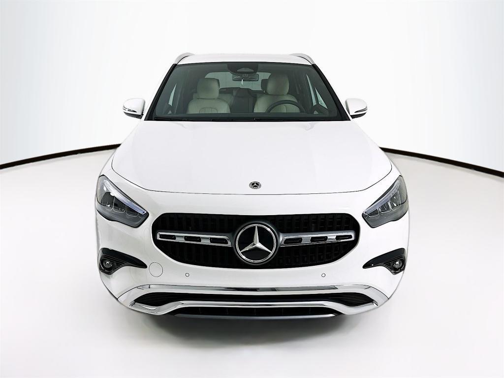 new 2026 Mercedes-Benz GLA 250 car, priced at $44,935