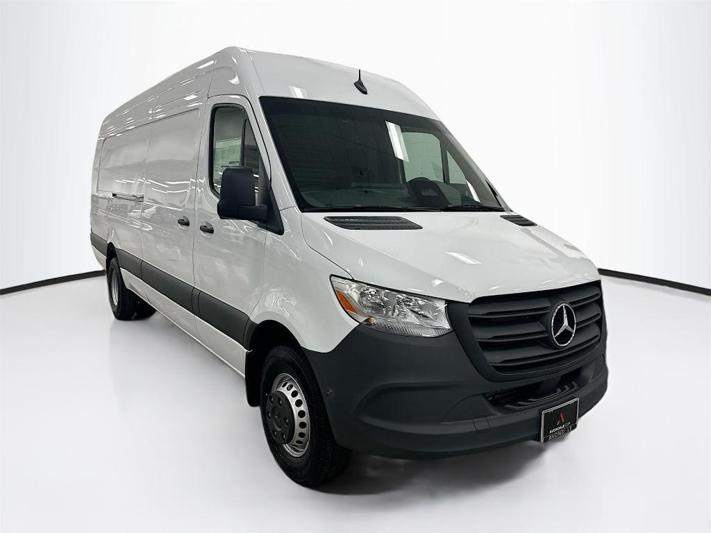new 2025 Mercedes-Benz Sprinter 3500 car, priced at $73,672