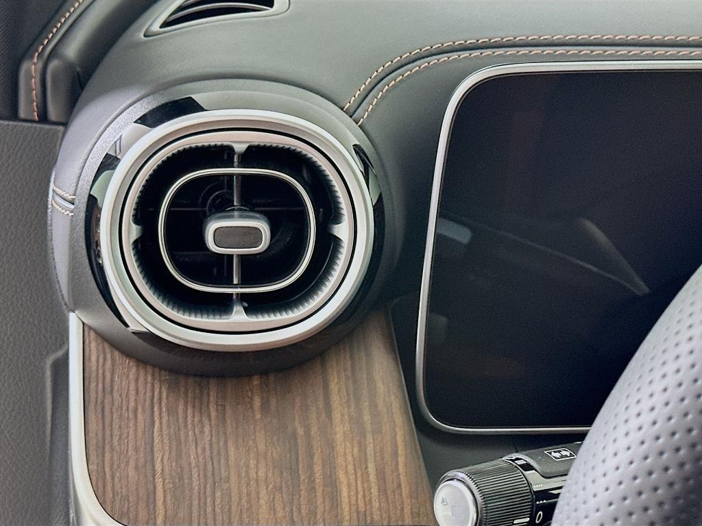 new 2026 Mercedes-Benz GLC 300 car, priced at $67,530