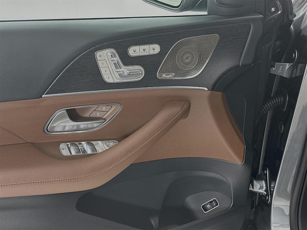 new 2026 Mercedes-Benz GLE 350 car, priced at $73,305