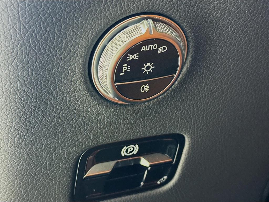 new 2026 Mercedes-Benz GLC 300 car, priced at $54,090