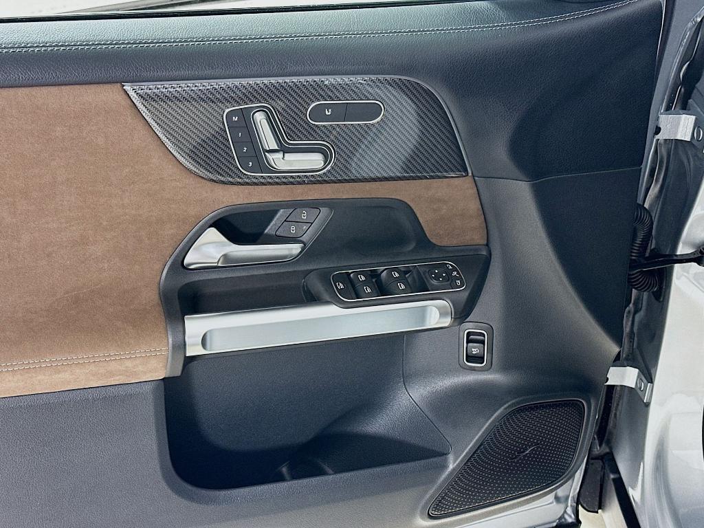 new 2026 Mercedes-Benz GLB 250 car, priced at $54,070