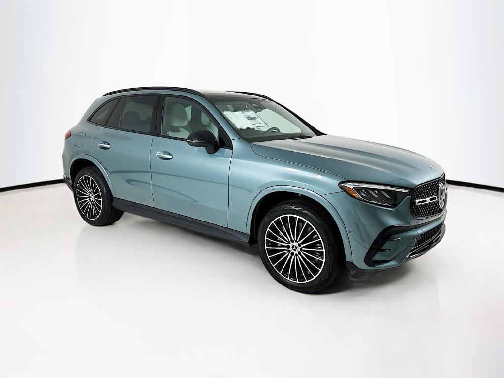 new 2026 Mercedes-Benz GLC 300 car, priced at $61,190