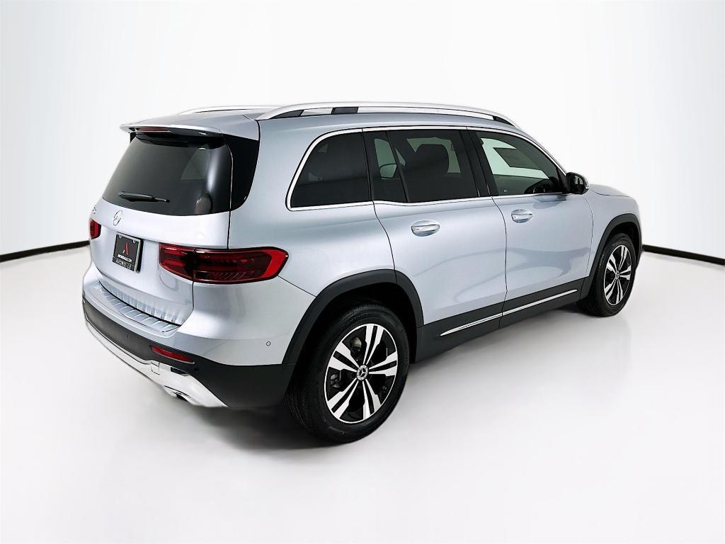 new 2026 Mercedes-Benz GLB 250 car, priced at $49,020