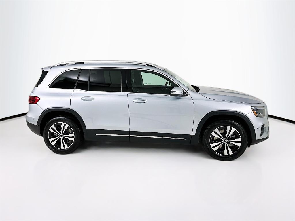 new 2026 Mercedes-Benz GLB 250 car, priced at $49,020