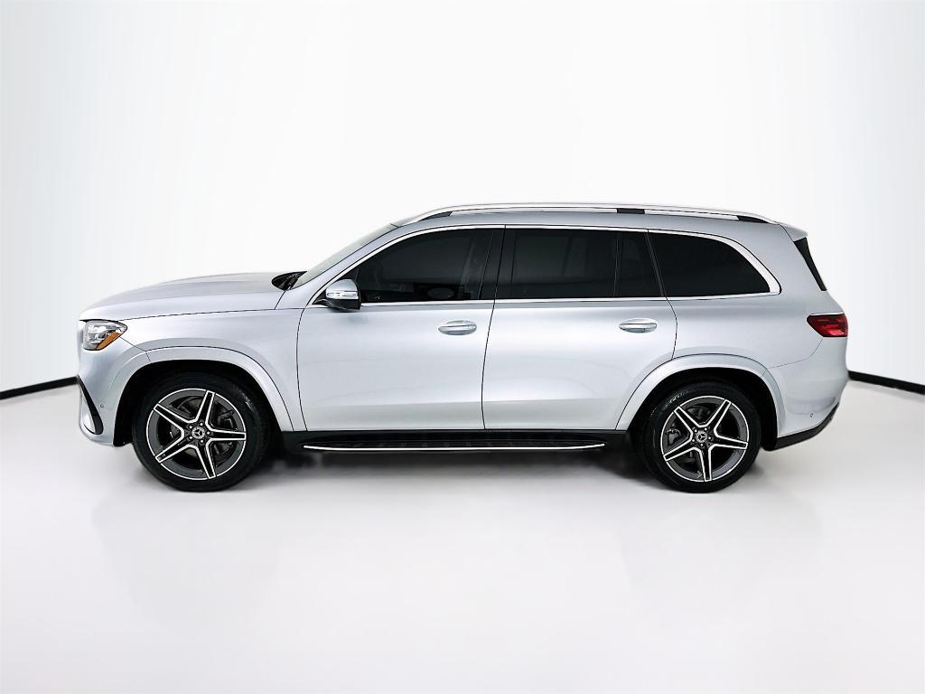 new 2026 Mercedes-Benz GLS 450 car, priced at $101,565