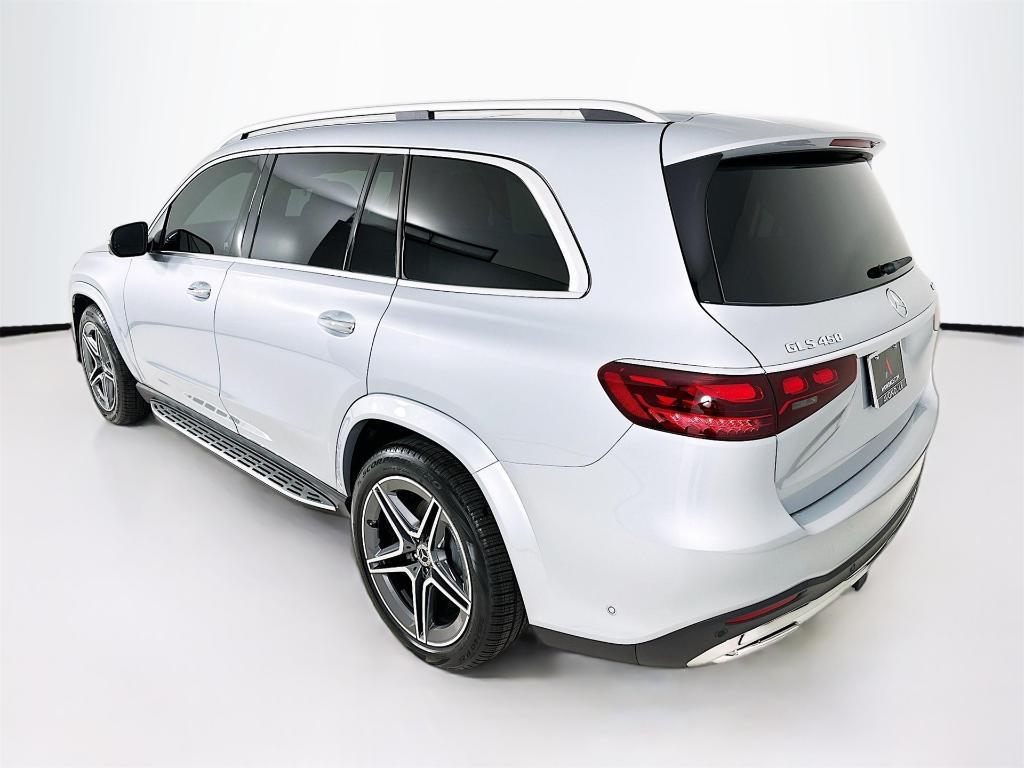 new 2026 Mercedes-Benz GLS 450 car, priced at $101,565