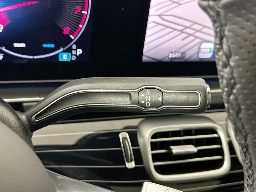 new 2025 Mercedes-Benz GLE 450 car, priced at $88,005