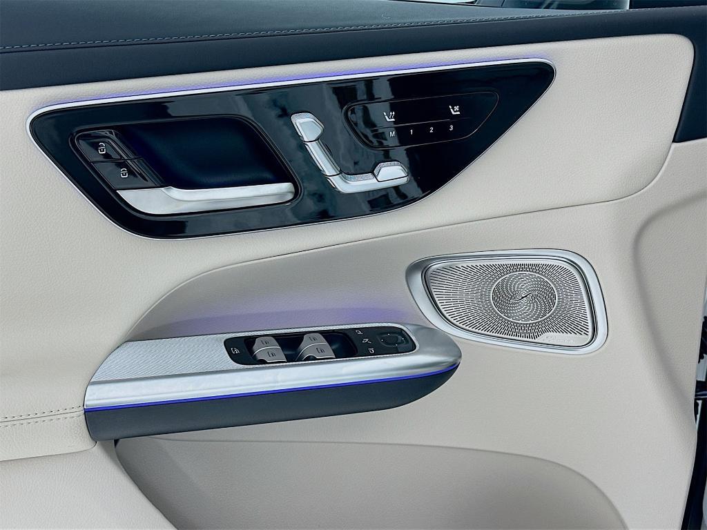 new 2026 Mercedes-Benz GLC 300 car, priced at $66,835