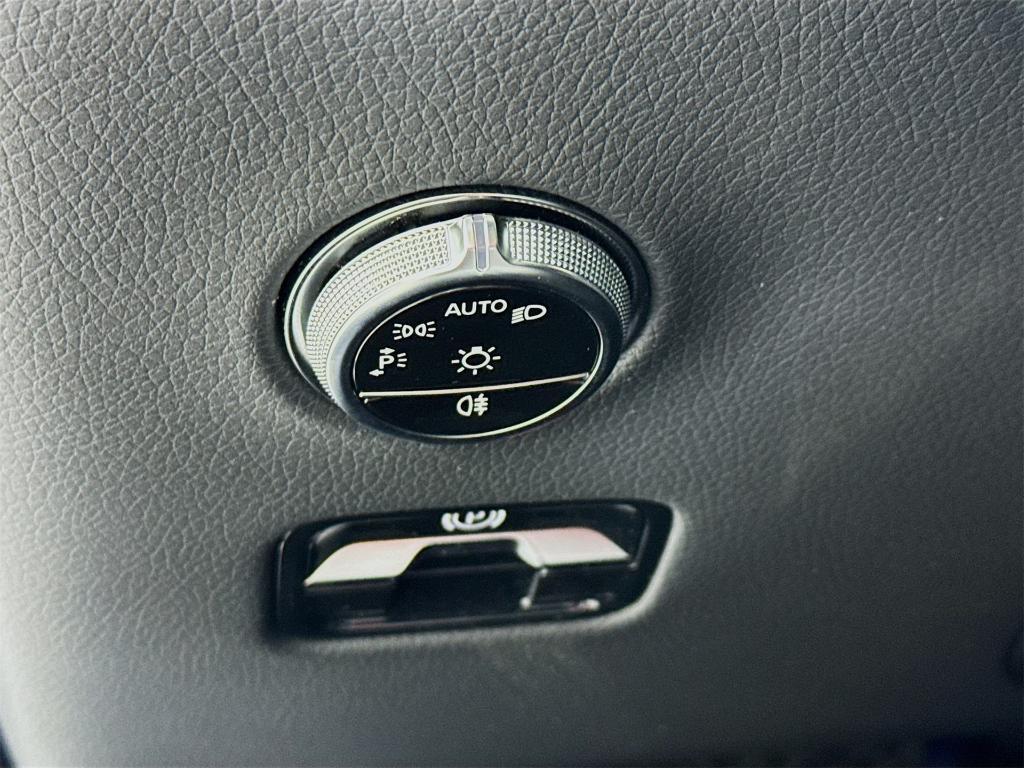 new 2026 Mercedes-Benz GLC 300 car, priced at $58,405