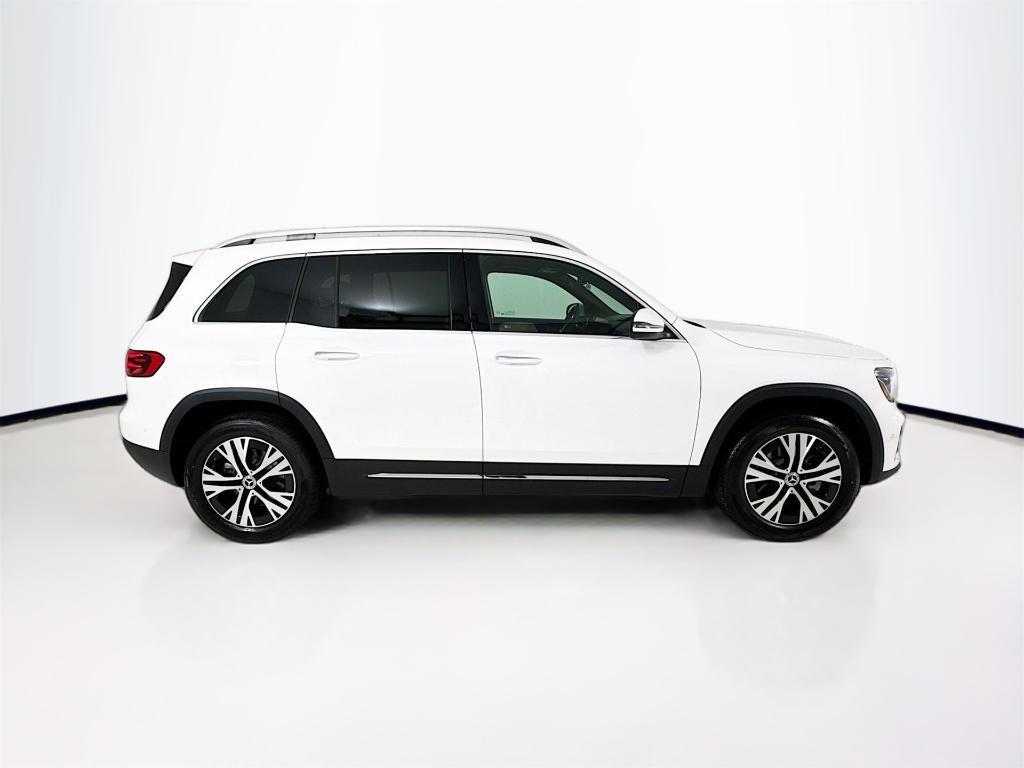 new 2026 Mercedes-Benz GLB 250 car, priced at $51,990
