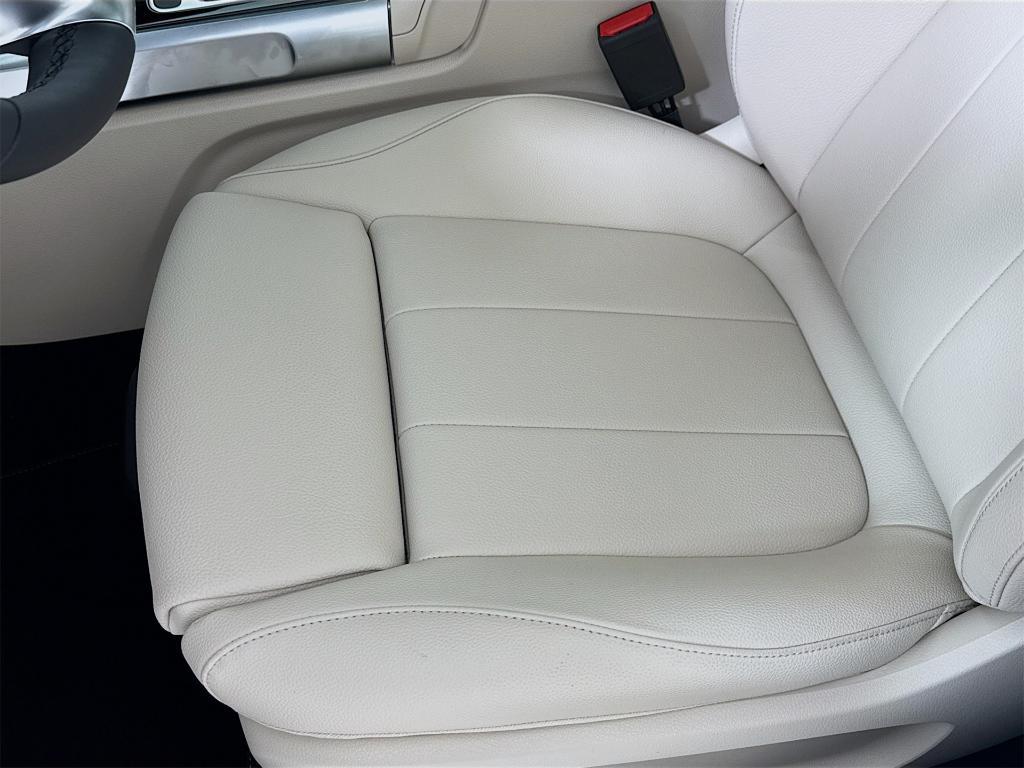 new 2026 Mercedes-Benz GLB 250 car, priced at $51,990