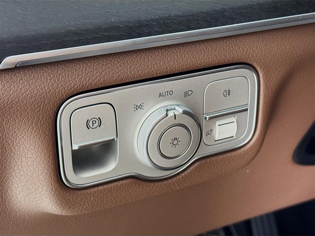 new 2026 Mercedes-Benz GLE 450 car, priced at $87,330