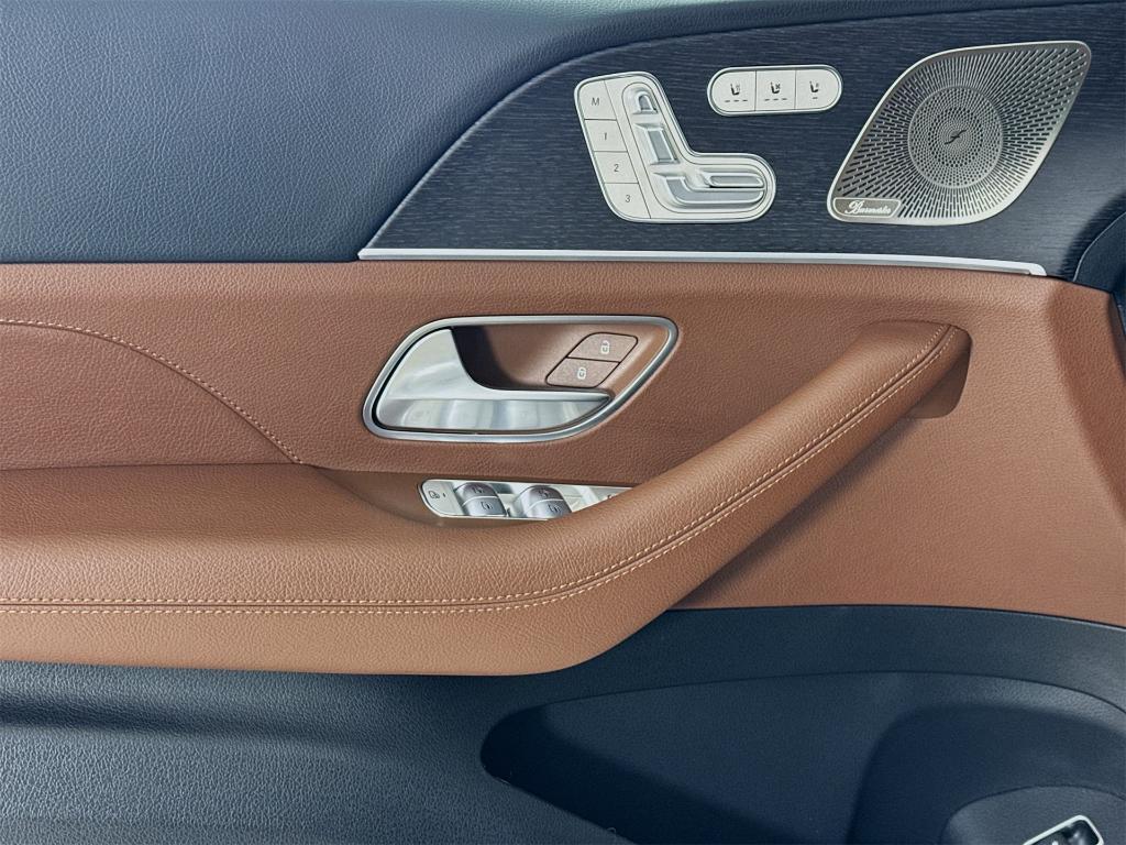 new 2026 Mercedes-Benz GLE 450 car, priced at $87,330