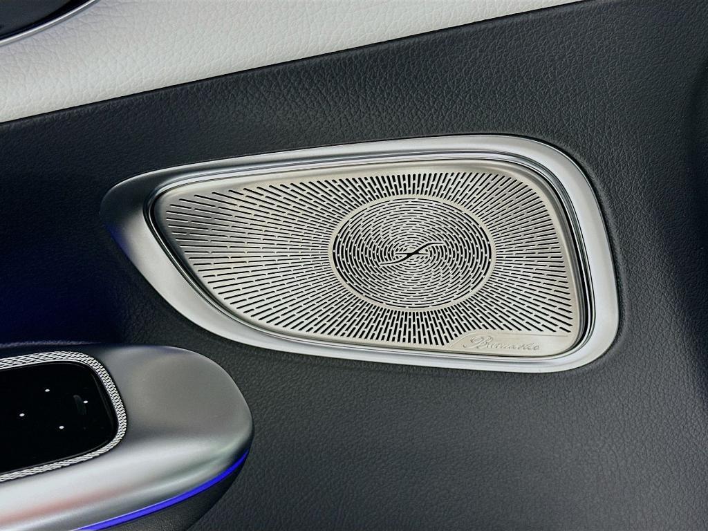 new 2026 Mercedes-Benz GLC 300 car, priced at $61,835