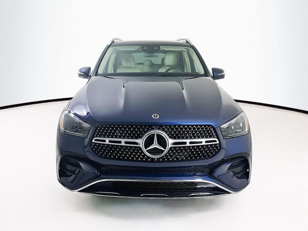 new 2026 Mercedes-Benz GLE 450 car, priced at $81,530