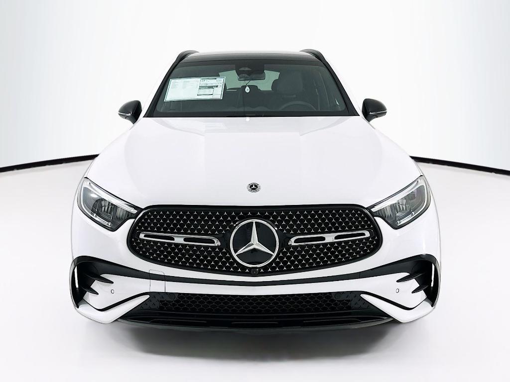new 2026 Mercedes-Benz GLC 300 car, priced at $62,570