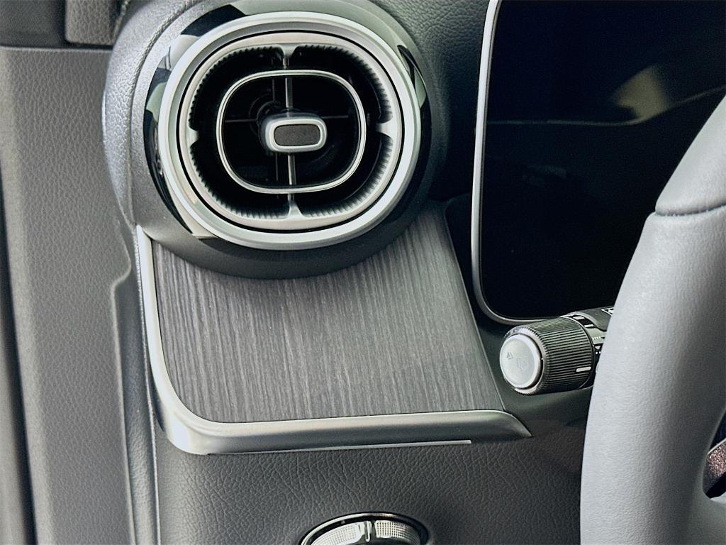 new 2026 Mercedes-Benz GLC 300 car, priced at $58,340