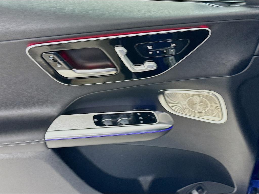 new 2026 Mercedes-Benz GLC 300 car, priced at $58,340