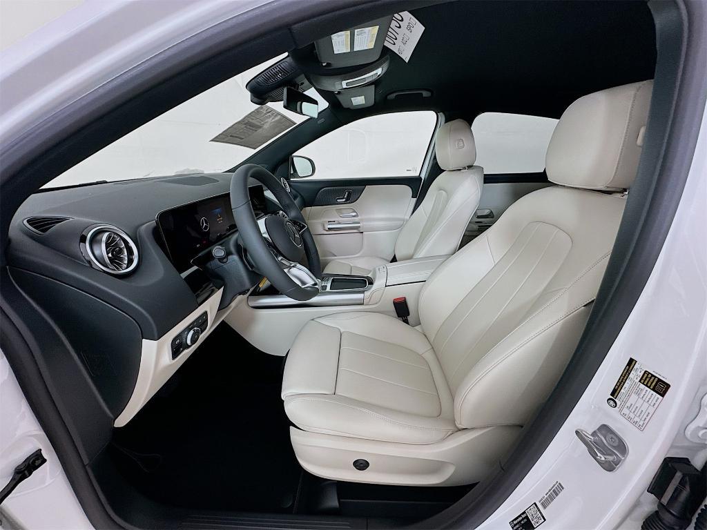 new 2026 Mercedes-Benz GLA 250 car, priced at $44,935