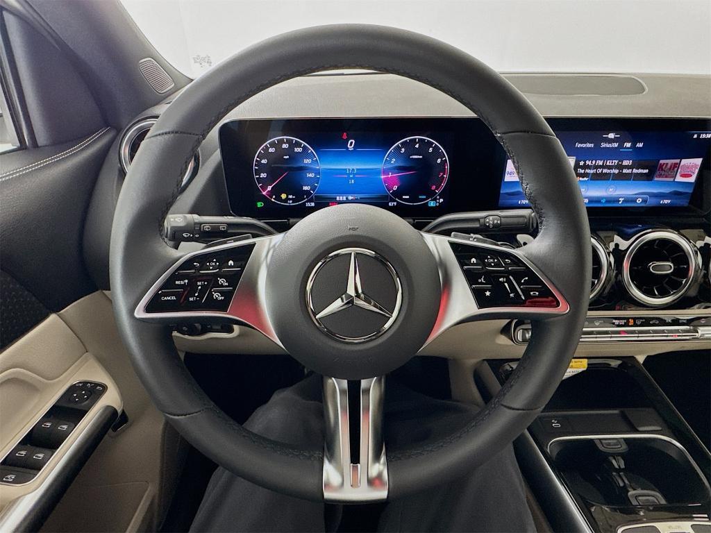 new 2026 Mercedes-Benz GLA 250 car, priced at $44,400