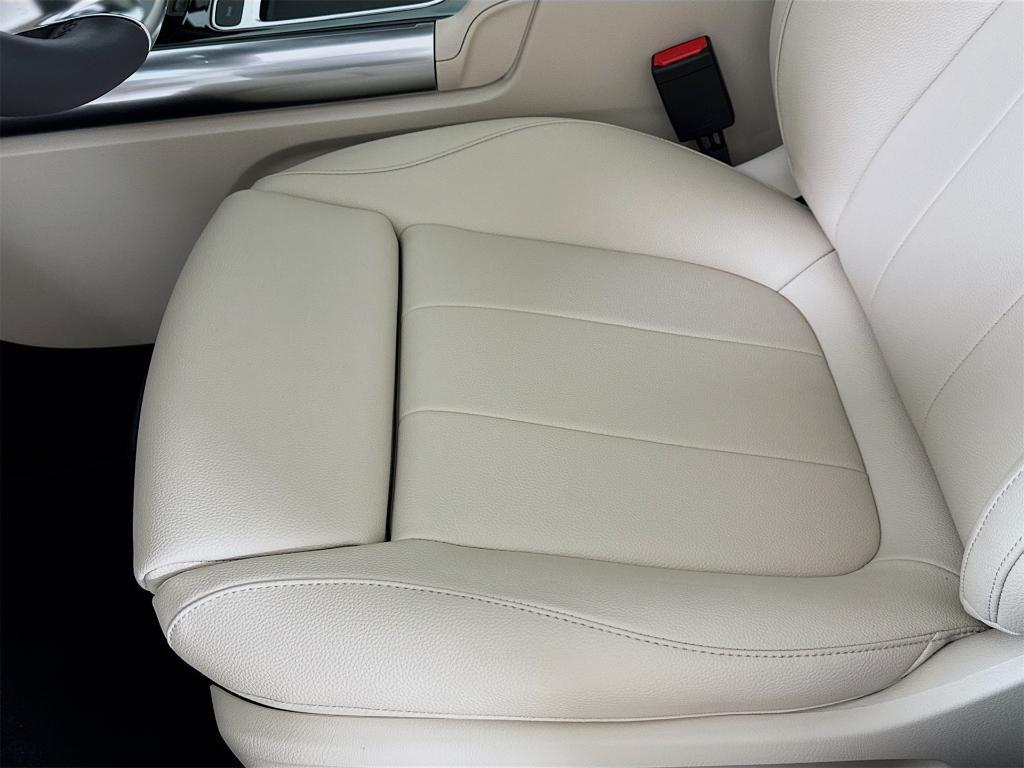 new 2026 Mercedes-Benz GLA 250 car, priced at $46,995