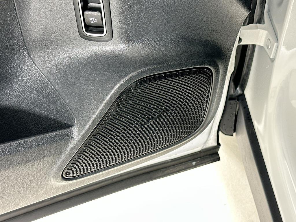 new 2026 Mercedes-Benz GLB 250 car, priced at $50,945