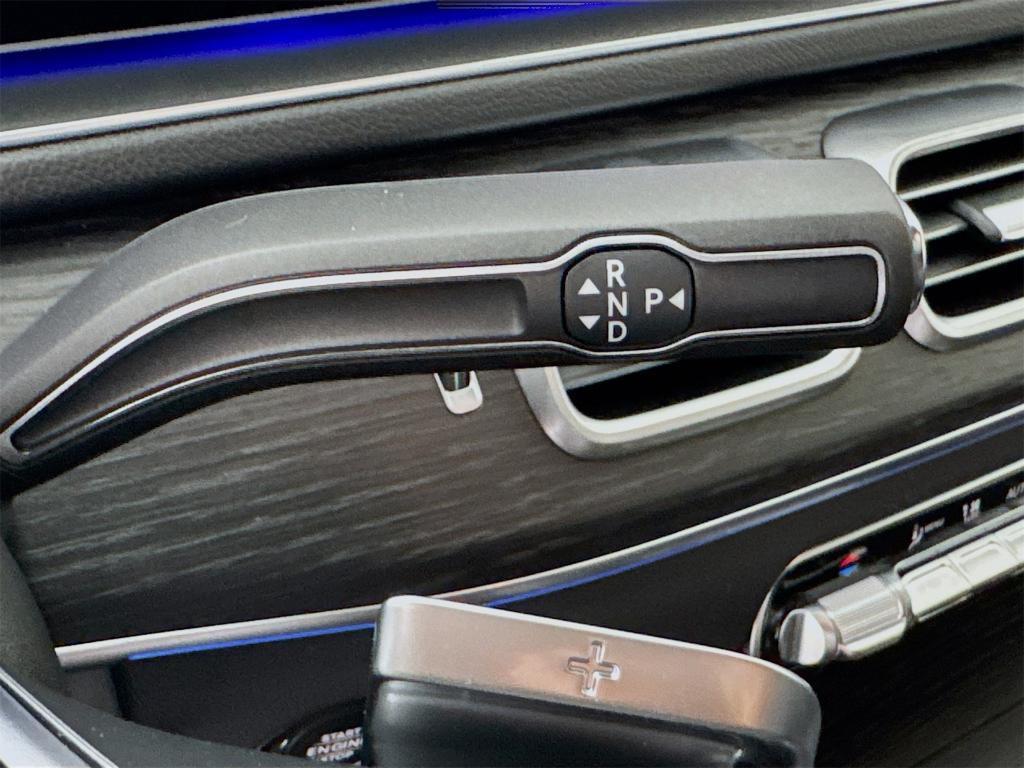 new 2026 Mercedes-Benz GLE 350 car, priced at $75,030