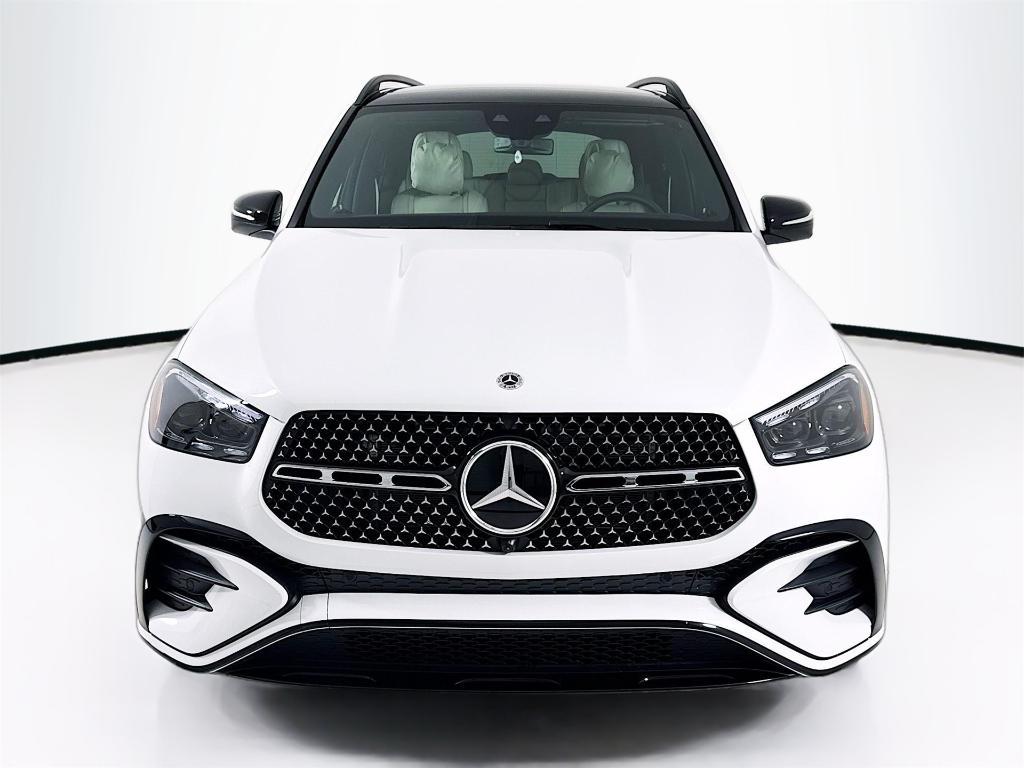 new 2026 Mercedes-Benz GLE 580 car, priced at $108,025