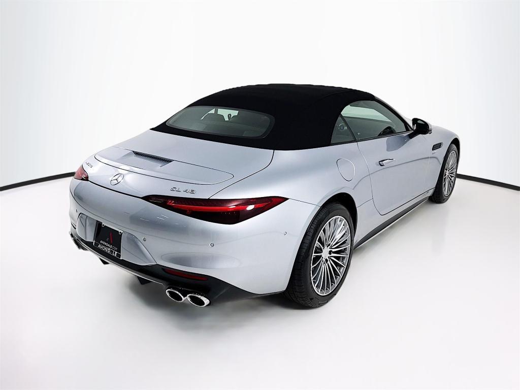 new 2025 Mercedes-Benz AMG SL 43 car, priced at $116,470