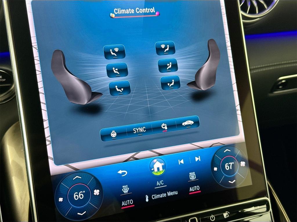 new 2025 Mercedes-Benz AMG SL 43 car, priced at $116,470