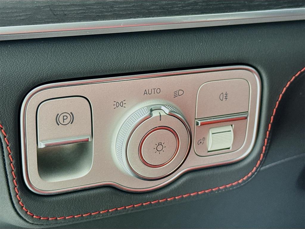 new 2026 Mercedes-Benz AMG GLE 63 car, priced at $139,590