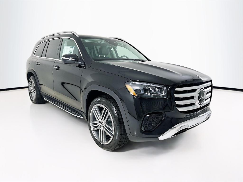 new 2026 Mercedes-Benz GLS 450 car, priced at $95,270