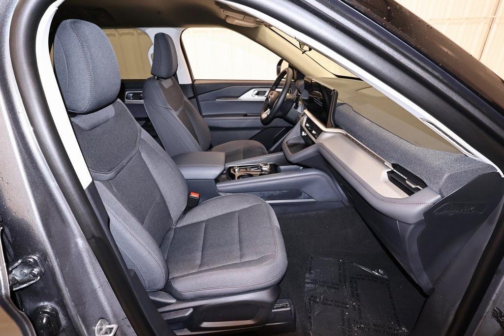 new 2026 Ford Explorer car, priced at $39,340