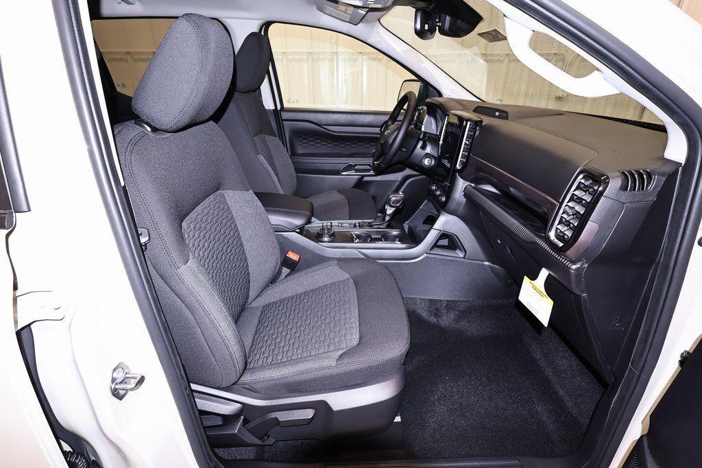 new 2025 Ford Ranger car, priced at $39,500