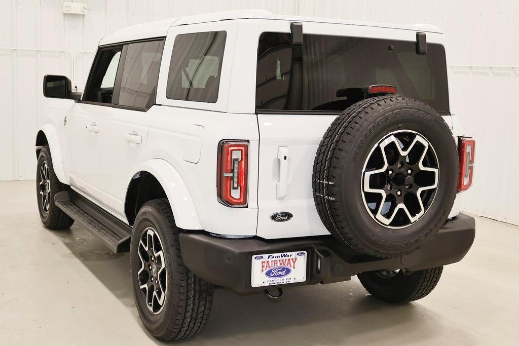 new 2025 Ford Bronco car, priced at $49,190